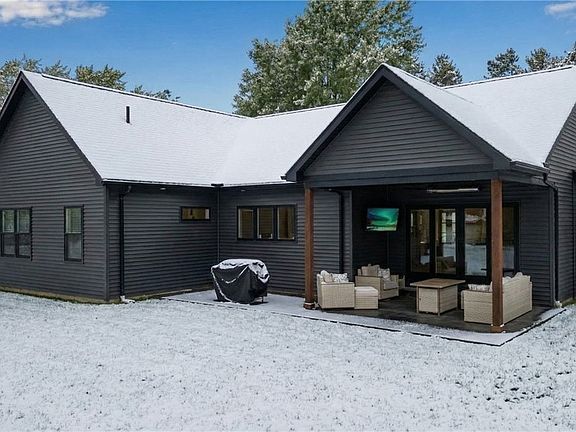 3rd image of 809 Casey Rd