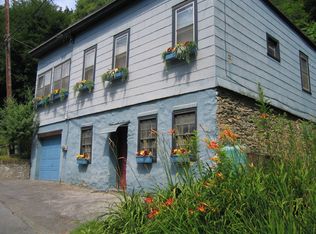 31 Highland Pl, Canajoharie, NY 13317
