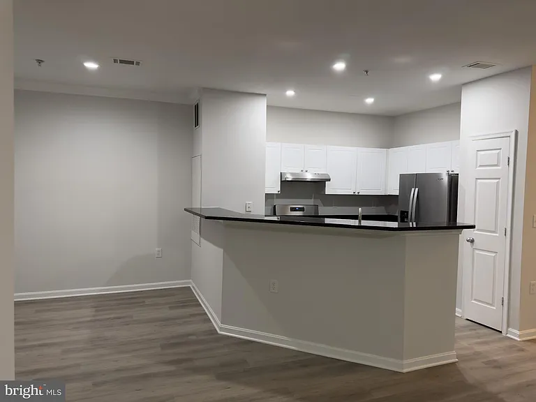 11345 Aristotle Dr #6-113 — Photo 5