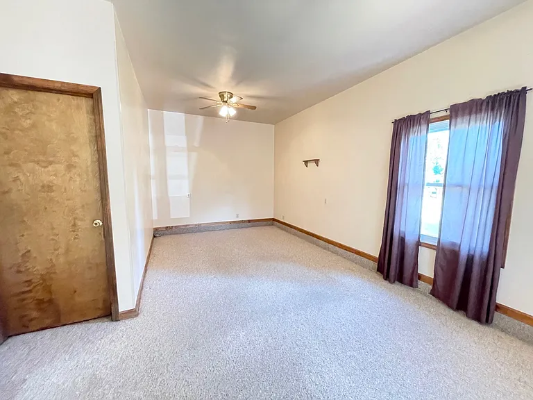 9450 Singleton Rd — Photo 8