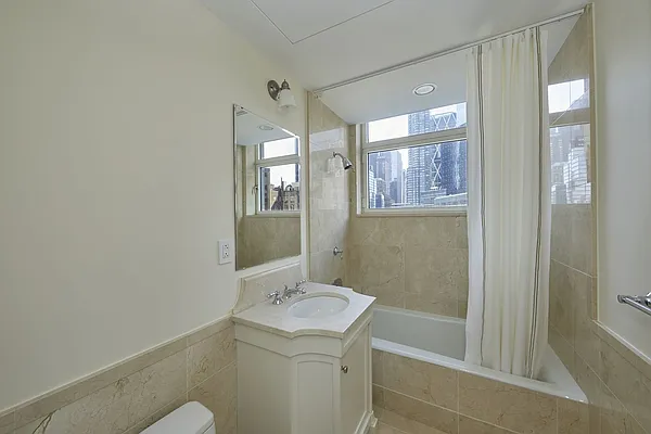 Rented by Brown Harris Stevens | media 48