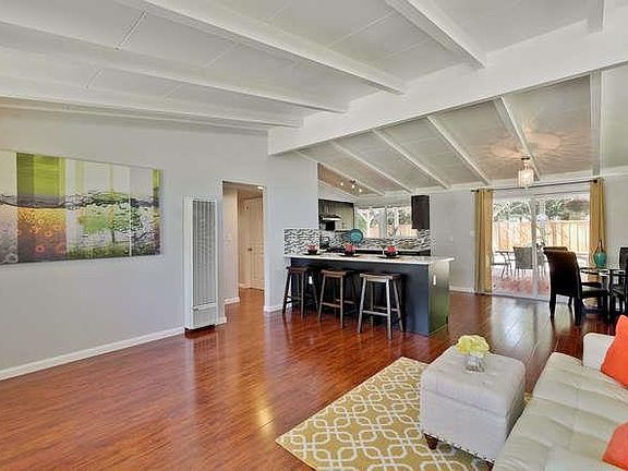 3rd image of 339 Greenlake Dr
