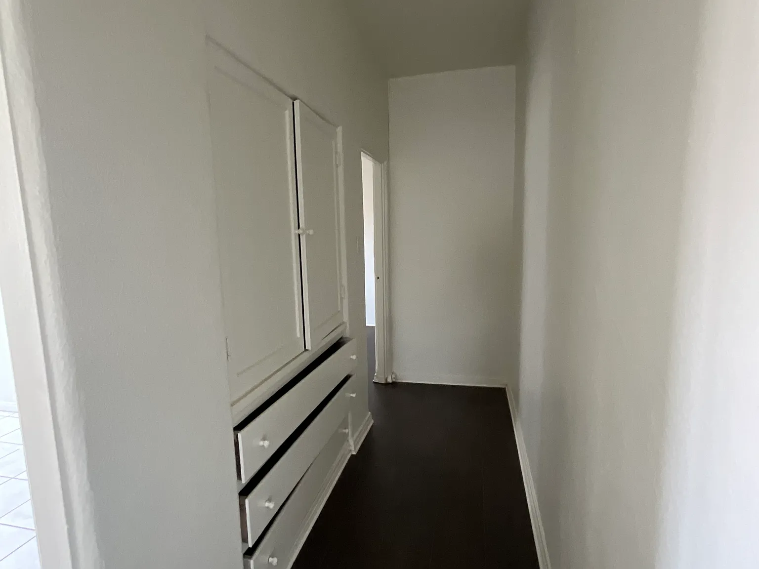 2 bed, 950 sqft, $2,350 — Photo 4