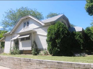 1223 N 55th St, Milwaukee, WI 53208