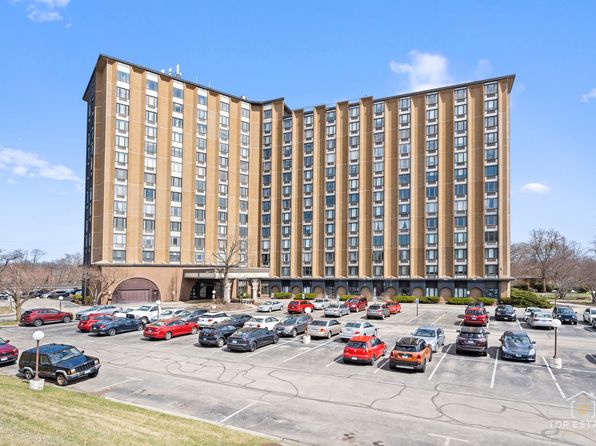 1 Renaissance Pl UNIT 1121, Palatine, IL 60067