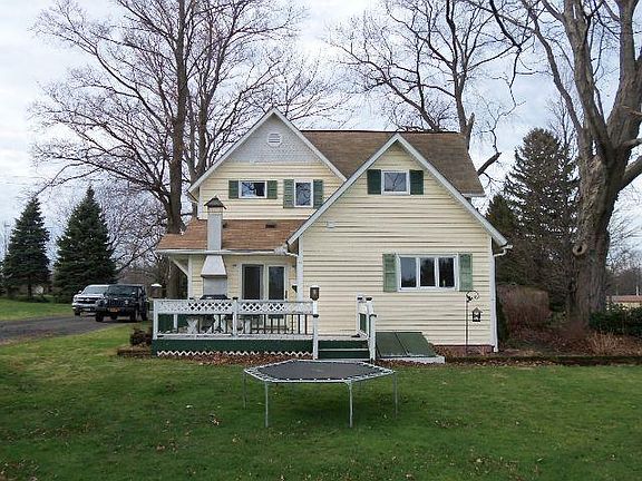 2nd image of 19 Watson Ave