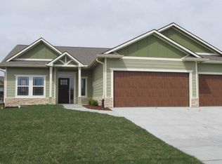 2301 S Vintage Dr, Andover, KS 67002