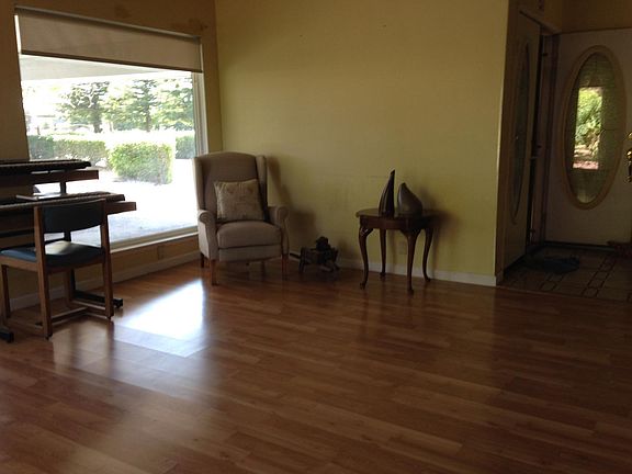 5th image of 6095 N De Wolf Ave