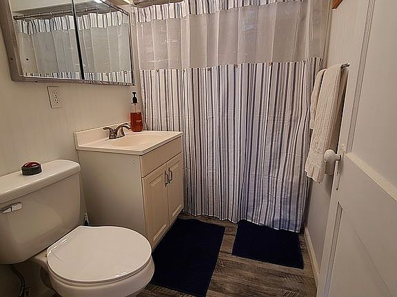 5th image of 10322 S West Bay Shore Dr