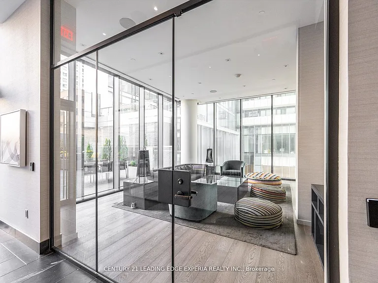 42 Charles St E #2309 — Photo 37