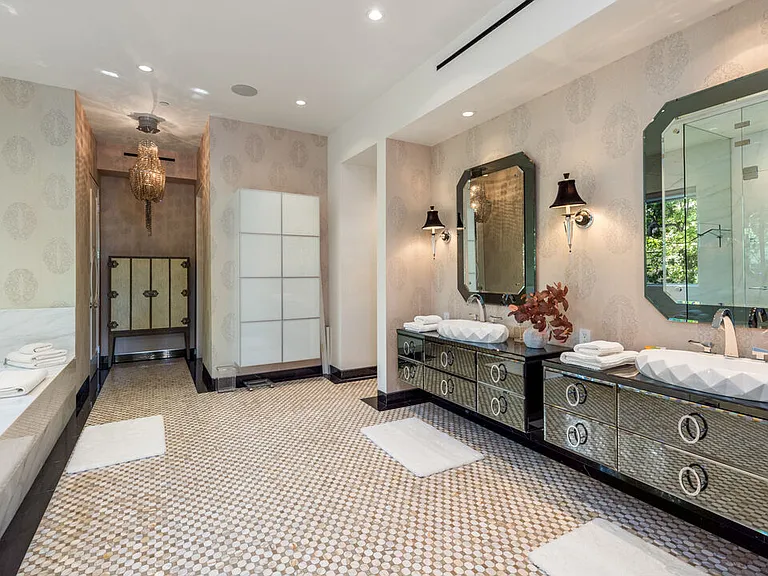 1111 Sierra Alta Way — Photo 7