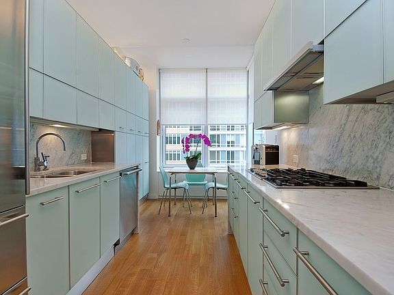 2nd image of 310 E 53rd St APT 24B