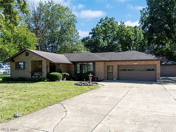 3rd image of 5257 Dover Rd