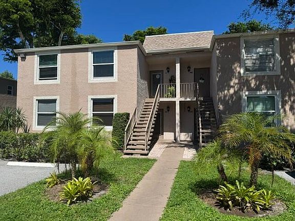 3rd image of 950 NW 80TH Avenue #201