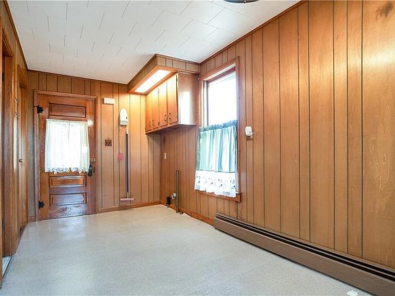 4th image of 115 Brooklyn Ave