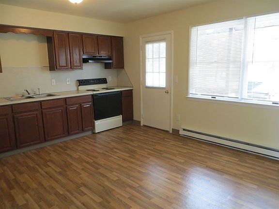 2nd image of 1779 Central Ave APT 2
