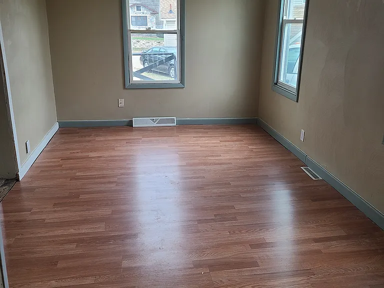 108 Lord St — Photo 6
