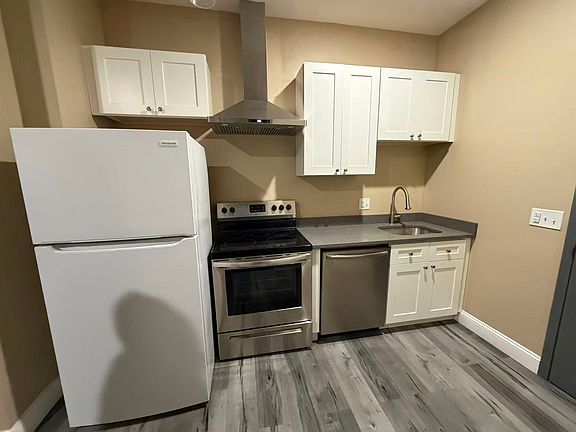 4th image of 911-13 Race St #1