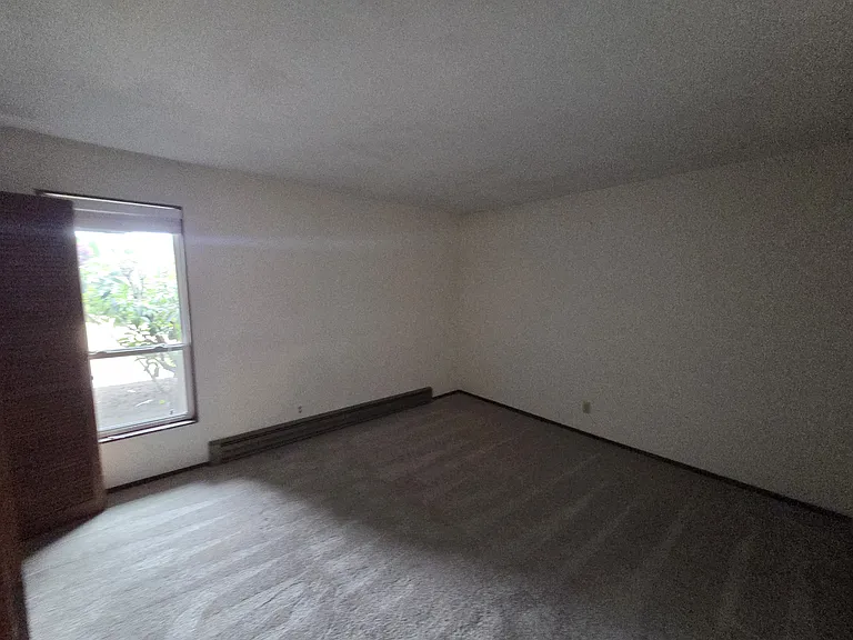 8705 16th Ave NW — Photo 5