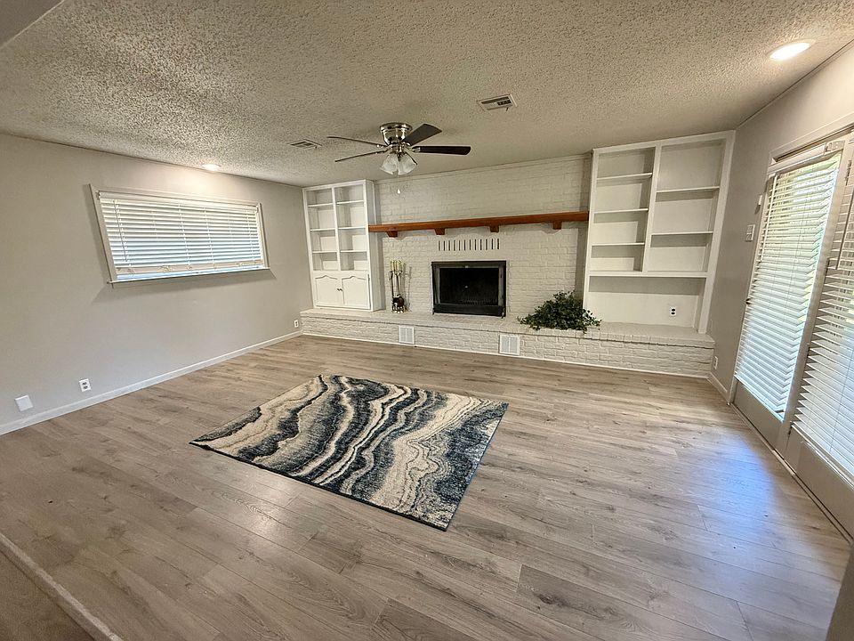 1st image of 804 Palmetto St