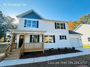95 Piedmont Dr, Kannapolis, NC 28081
