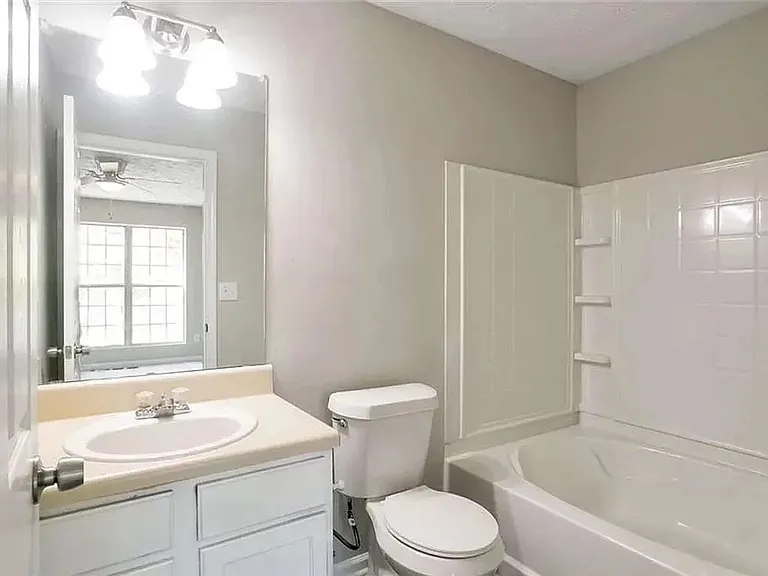 3833 Waldrop Ln — Photo 7