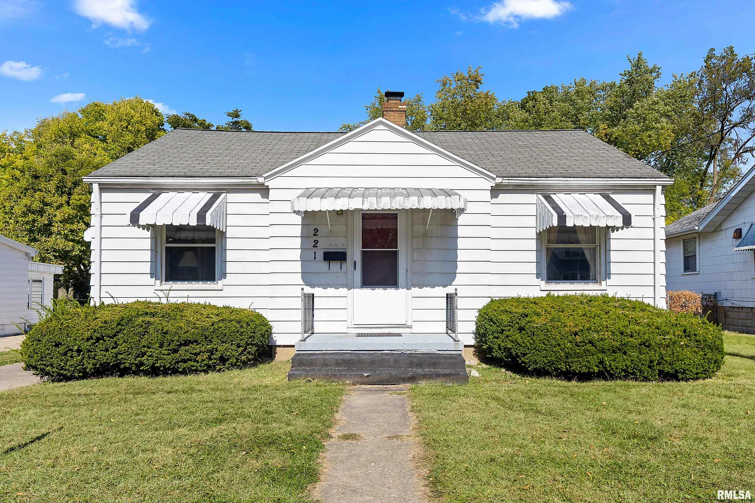221 E Virginia Ave photo 1