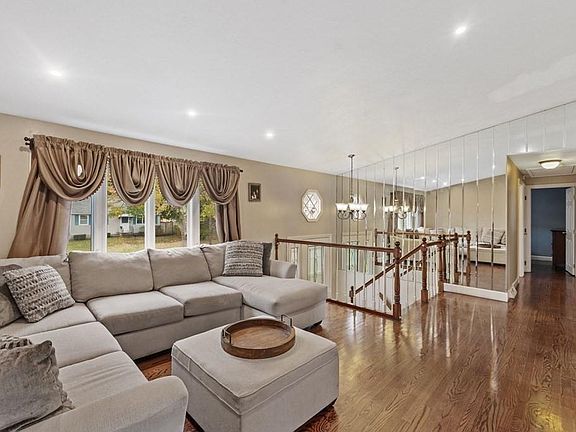 2nd image of 24 Magnolia Ave