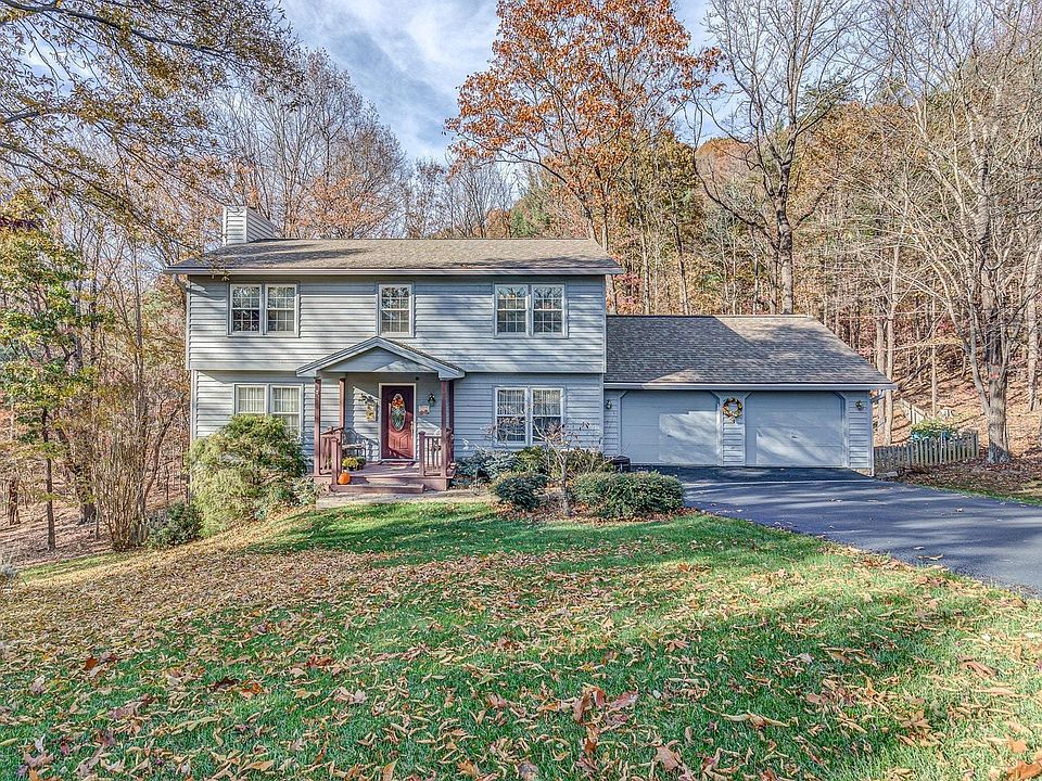 1st image of 7992 Forest Creek Dr