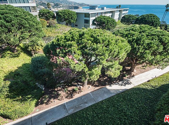 5th image of 32724 Coastsite Dr #301