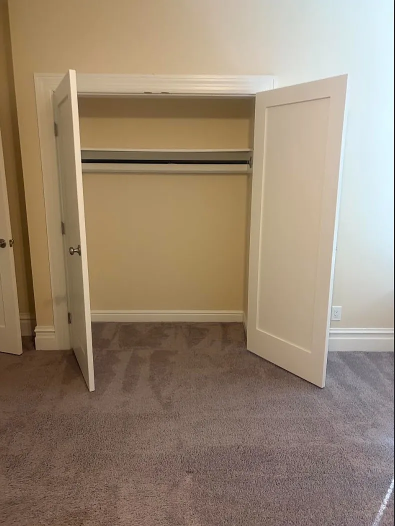 1 bed, 1100 sqft, $1,250 — Photo 4