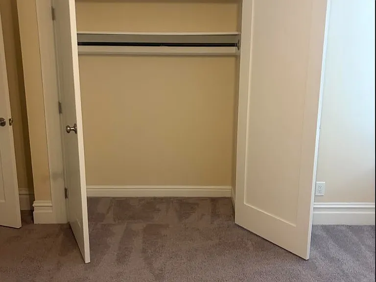 44 Lincoln Ave #1 — Photo 4
