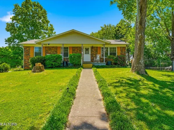 3100 NW Sycamore View Ct, Knoxville, TN 37921