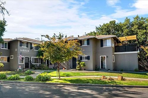 Carlton 6 LLC Photo 1