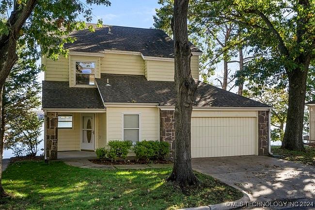 1st image of 502 Villa Vista Dr