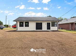 1601 W 16th St #1, Mount Pleasant, TX 75455