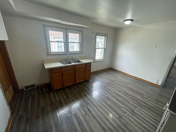 5th image of 2037-2039 S 70th St #2037