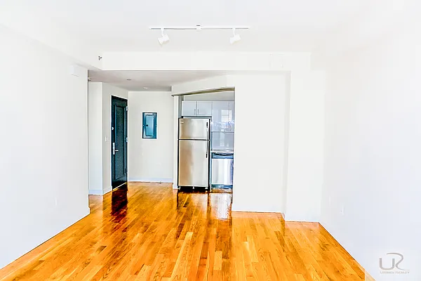 Rented by Urban Realty NYC | media 45