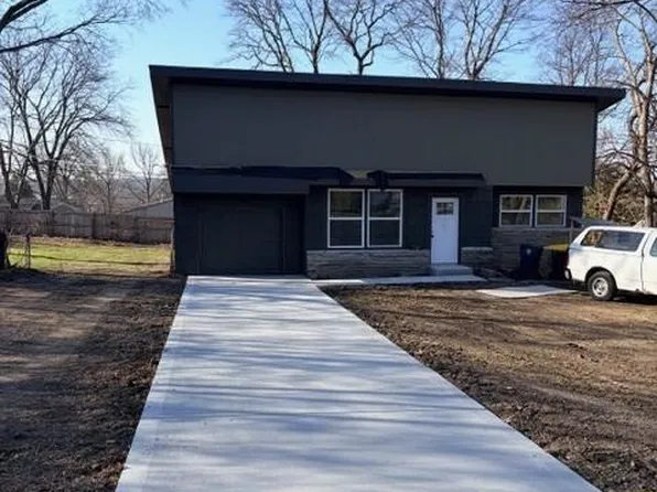 109 W 98th St, Kansas City, MO 64114