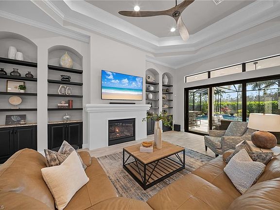 5th image of 9030 Sorreno CT