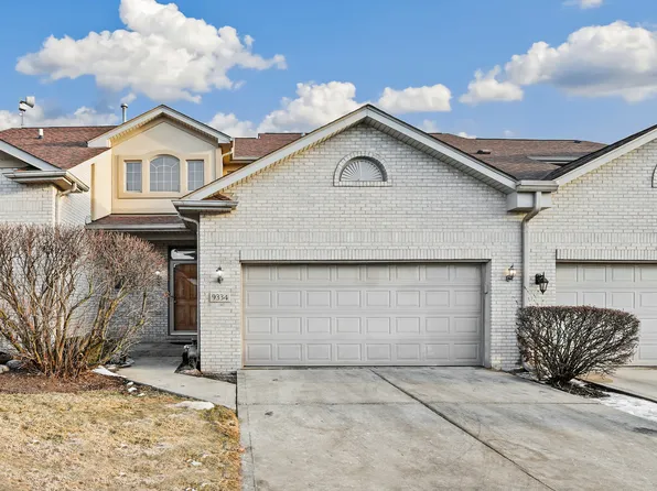 9334 Chestnut Trl, Tinley Park, IL 60487