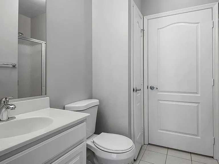 20901 Cedarpost Sq — Photo 11