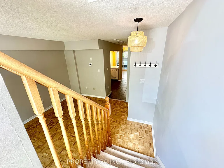 40 Merchant Ln #116 — Photo 4