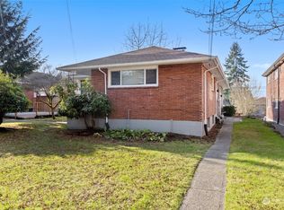 9221 35th Ave SW, Seattle, WA 98126