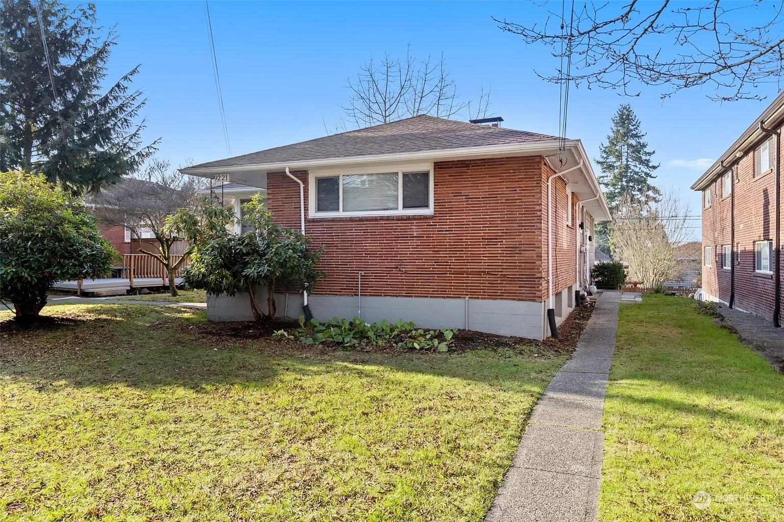 9221 35th Avenue SW photo 1