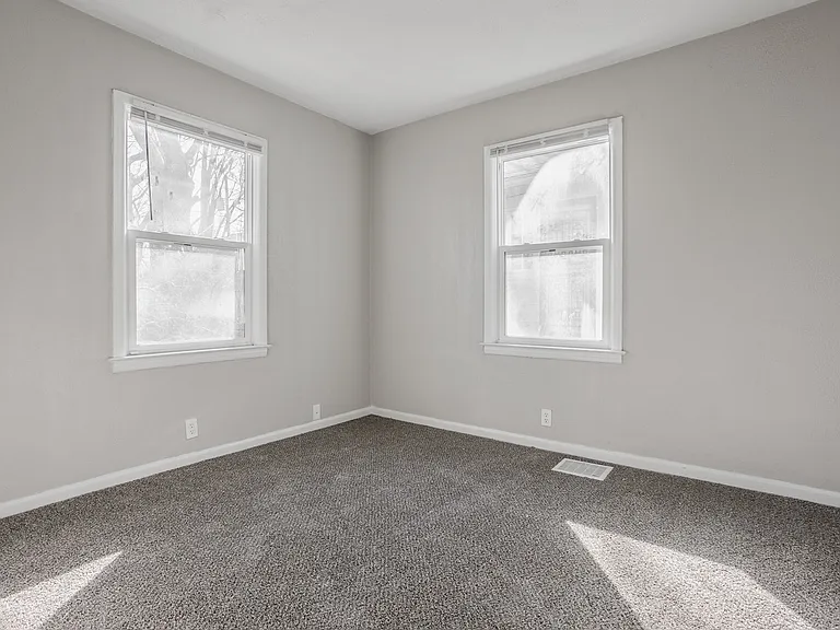 4309 Ralston Ave — Photo 16