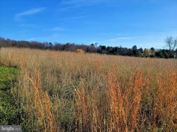 14923 White Oak Rdg, Hancock, MD 21750