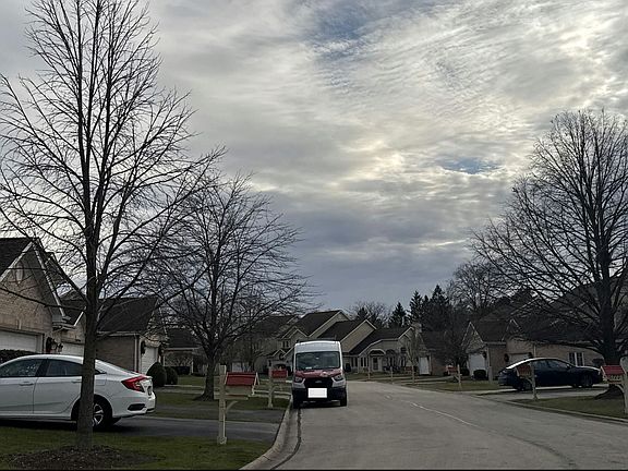 5th image of 10429 Elderberry Ln