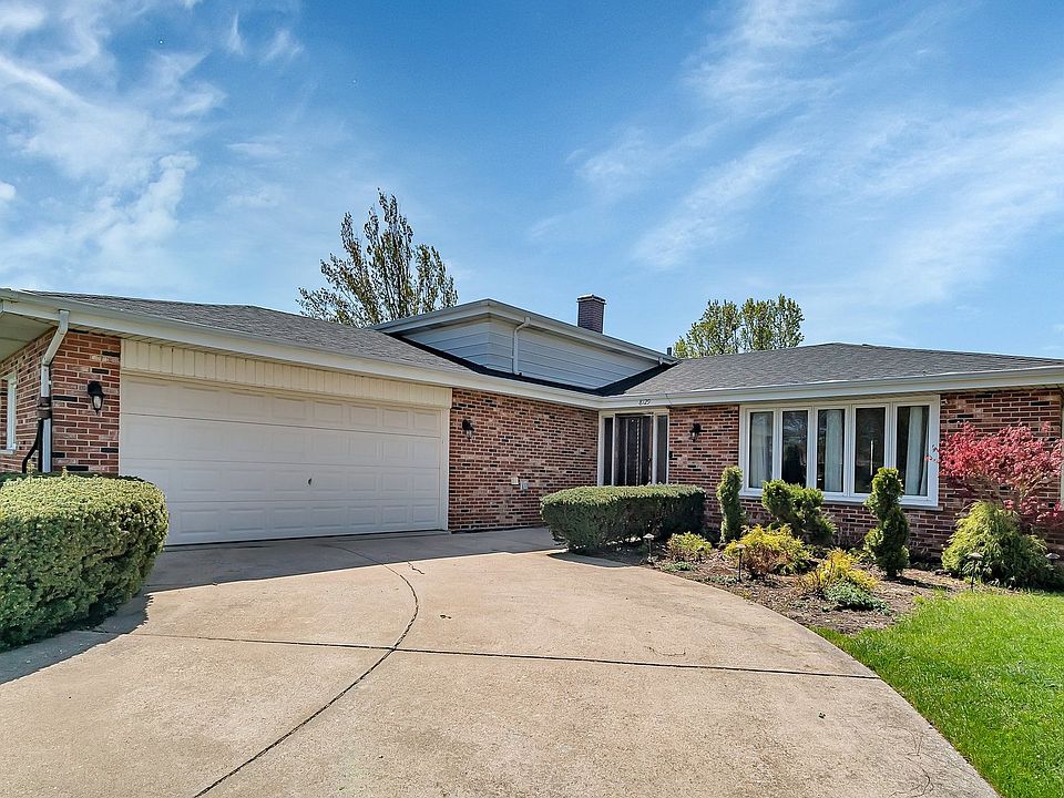 1st image of 8129 Saint James Dr