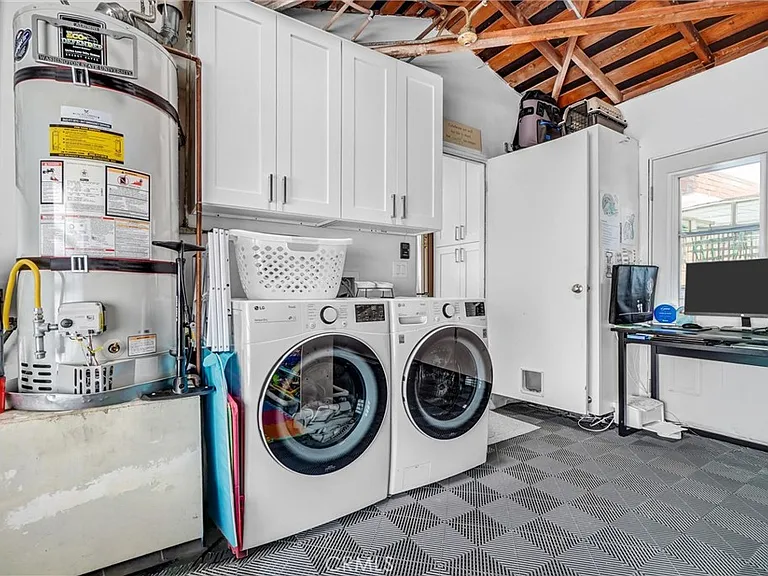 4865 Candleberry Ave — Photo 36